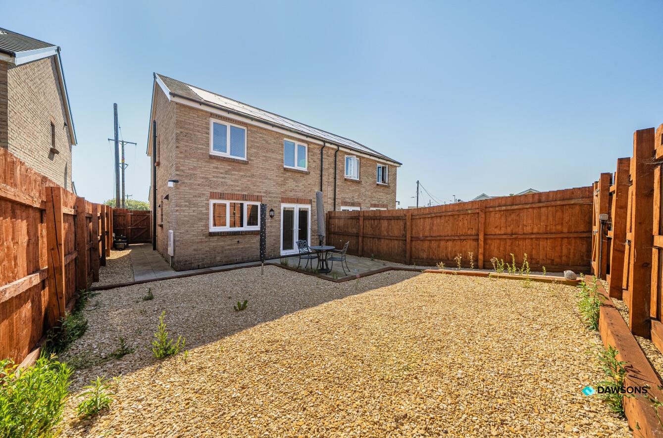 Clos Clement, Five Road, Llanelli, SA15 5YQ